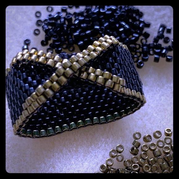 Delica 11/0 beads ring - Picture 1 of 2